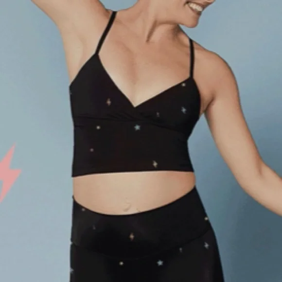 Beyond Yoga x Amanda Kloots Crop Top Size X-small - Picture 2 of 10